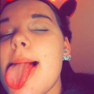 Meet your Posher, Missy